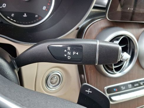 Used 2022 Mercedes-Benz GLC 300 4MATIC image 22