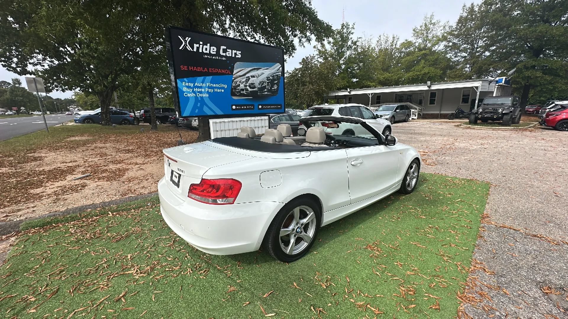 Used 2012 BMW 128i Convertible RWD image 15