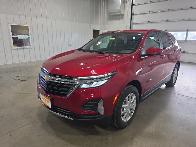 Used 2024 Chevrolet Equinox LT AWD/4WD image 4