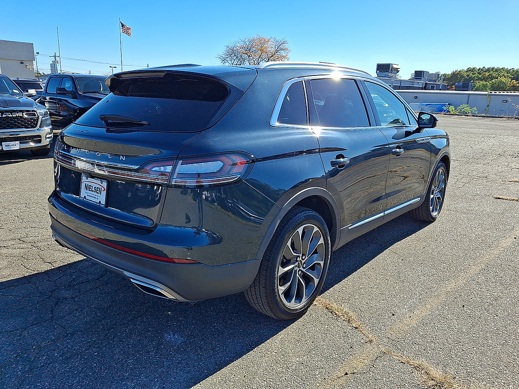 Used 2023 Lincoln Nautilus Reserve AWD/4WD image 45