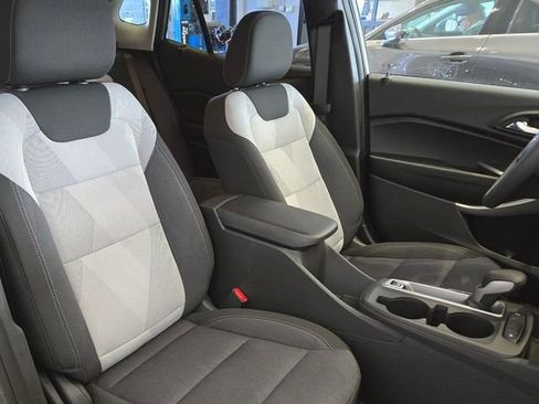 New 2026 Chevrolet Trax LS w/ LS Convenience Package FWD image 14