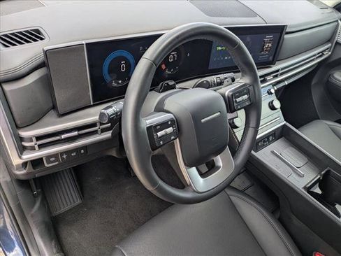Used 2026 Hyundai Santa Fe SEL AWD/4WD image 10