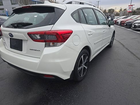 Used 2022 Subaru Impreza Premium image 7
