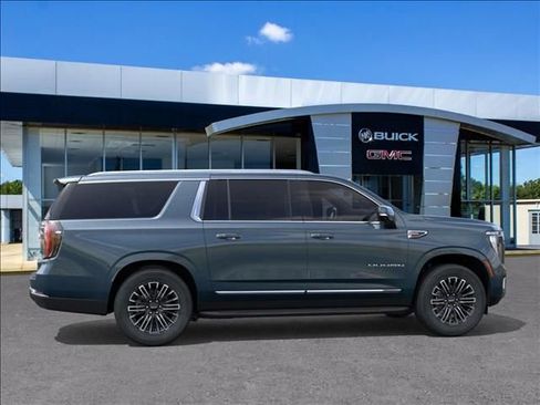 New 2026 GMC Yukon XL Elevation image 5