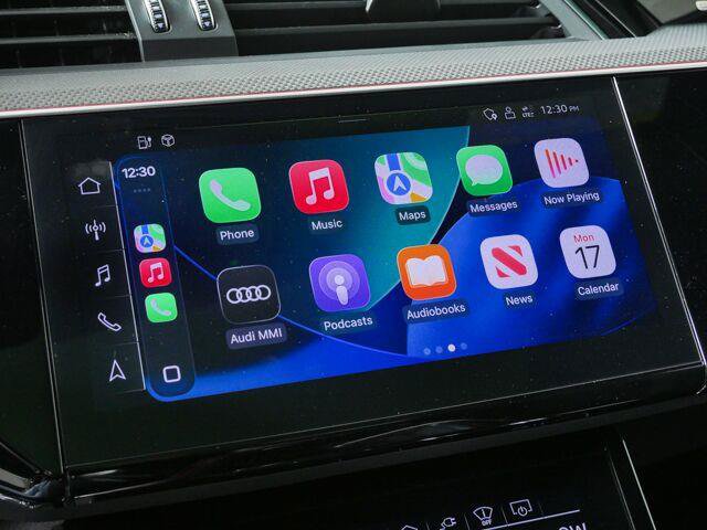 Used 2023 Audi e-tron S Prestige w/ Prestige Package AWD/4WD image 19