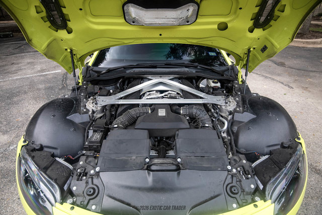 Used 2020 Aston Martin V8 Vantage Coupe RWD image 14