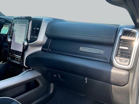 Used 2024 RAM 2500 Laramie w/ Night Edition AWD/4WD image 19