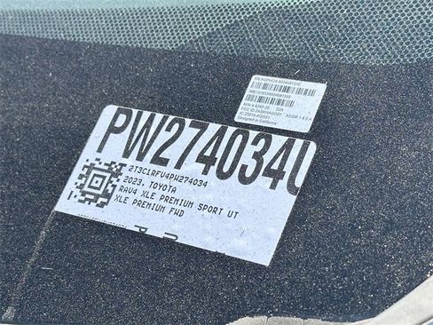 Used 2023 Toyota RAV4 XLE Premium image 35