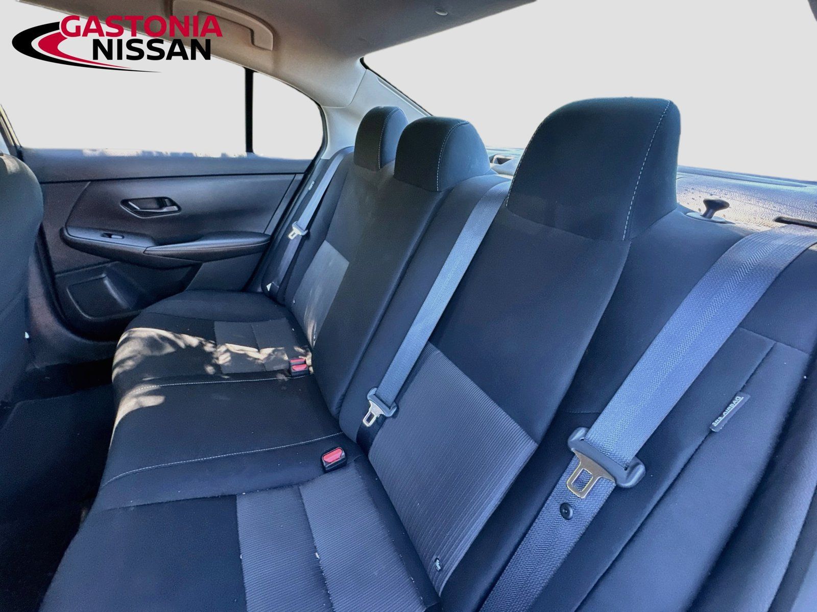 Used 2024 Nissan Sentra SV FWD image 31