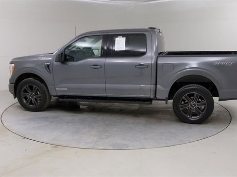 Certified 2022 Ford F150 XLT w/ Equipment Group 301A Mid image 17