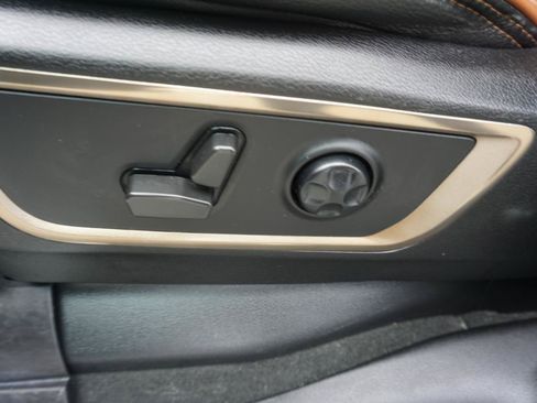 Used 2021 RAM 1500 Limited w/ Body Color Bumper Group AWD/4WD image 21