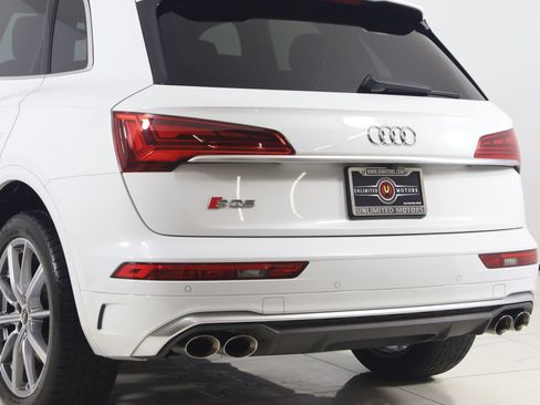 Used 2021 Audi SQ5 Premium Plus w/ Premium Plus Package AWD/4WD image 25