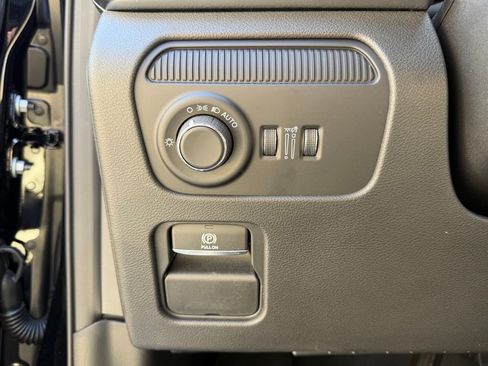 New 2026 Jeep Grand Wagoneer L Summit AWD/4WD image 23