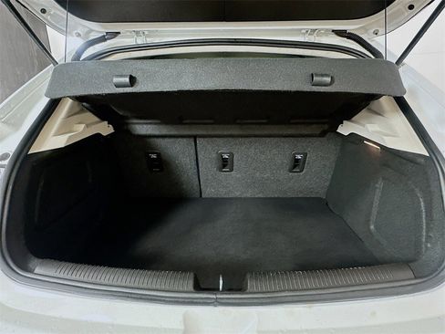 Used 2017 Chevrolet Cruze LT w/ Sun And Sound Package image 26