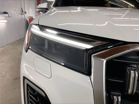 Certified 2025 Audi Q7 3.0T Premium Plus w/ Premium Plus Package image 28