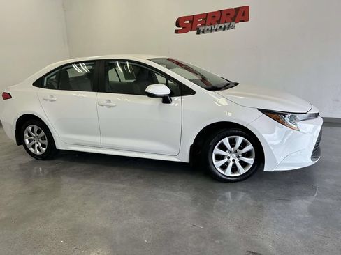 Used 2026 Toyota Corolla LE FWD image 2