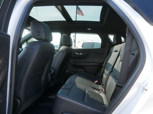 Used 2022 Chevrolet Blazer Premier w/ Enhanced Convenience Package AWD/4WD image 4