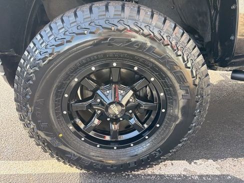 Used 2022 Toyota Tacoma 4x4 Double Cab image 7