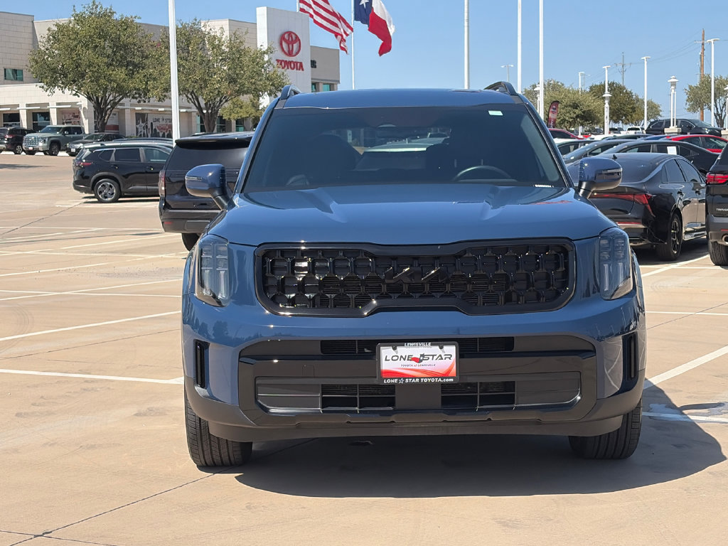 Used 2025 Kia Telluride EX X-Line AWD/4WD image 3