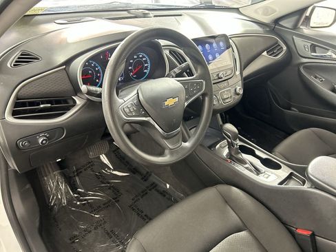 Used 2024 Chevrolet Malibu LS image 11