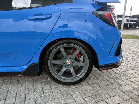 Used 2021 Honda Civic Type R image 11