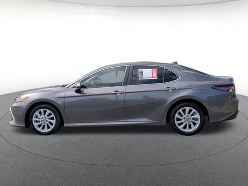 Used 2024 Toyota Camry LE FWD image 2