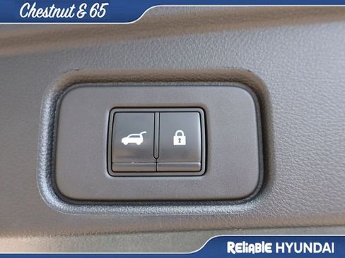 Used 2022 Nissan Pathfinder Platinum w/ Lighting Package (N93) AWD/4WD image 18