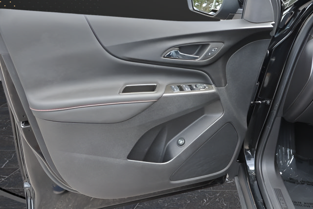 Used 2024 Chevrolet Equinox RS FWD image 11