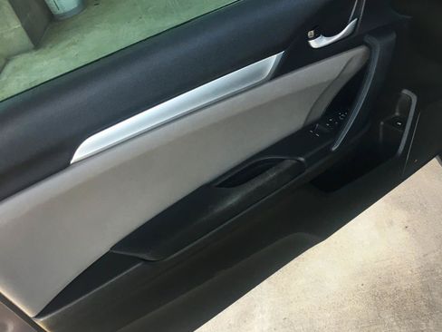 Used 2016 Honda Civic LX-P image 11