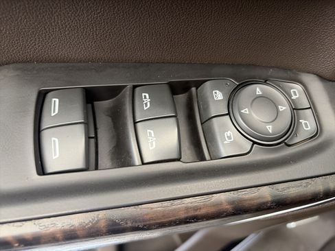 Used 2019 GMC Sierra 1500 Denali w/ Denali Ultimate Package AWD/4WD image 29