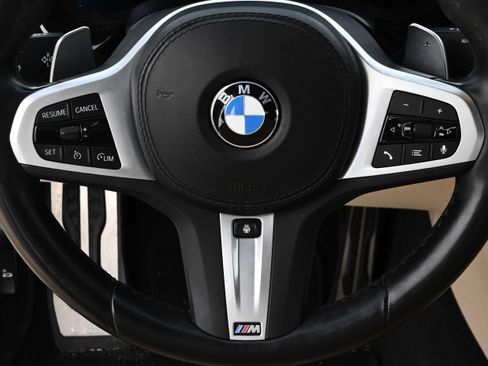 Certified 2022 BMW 530i 530i w/ M Sport Package image 32