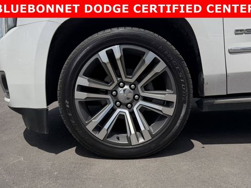 Used 2018 GMC Yukon Denali w/ Denali Ultimate Package AWD/4WD image 32