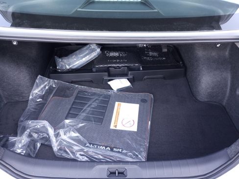 New 2025 Nissan Altima 2.5 SR image 15