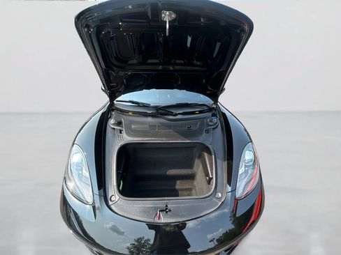 Used 2018 Porsche 718 Cayman RWD image 13