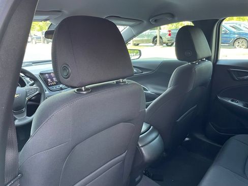 Used 2021 Chevrolet Malibu LS FWD image 26
