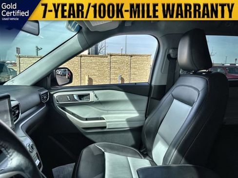 Used 2022 Ford Explorer XLT w/ Equipment Group 202A image 14