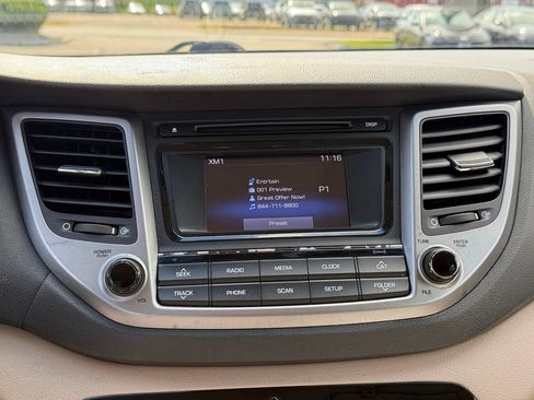 Used 2017 Hyundai Tucson SE w/ SE Popular Package 02 AWD/4WD image 16