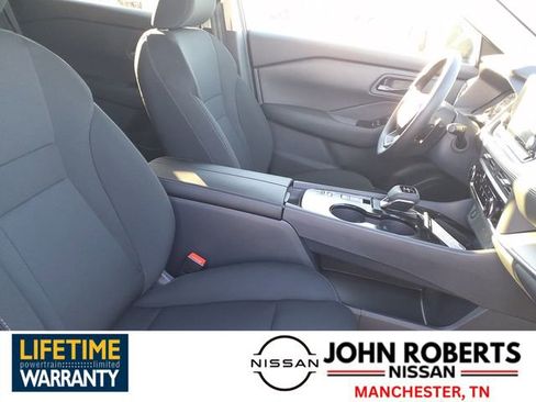 New 2025 Nissan Rogue S image 17