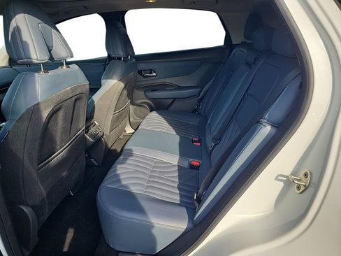 Used 2023 Nissan Ariya AWD/4WD image 14