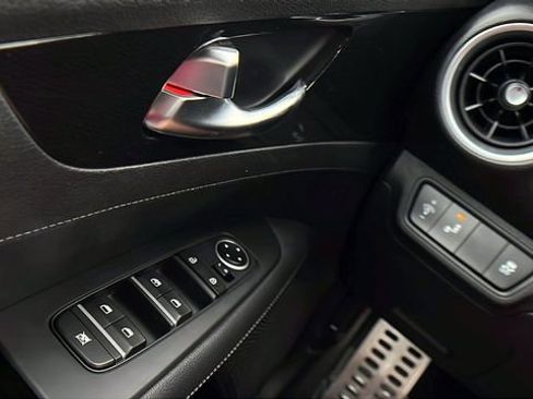 Used 2023 Kia Forte GT-Line w/ GT-Line Technology Package FWD image 31