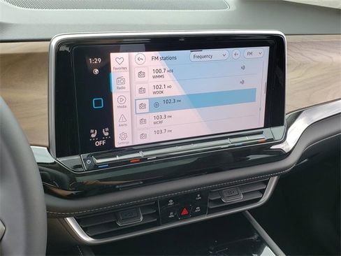 New 2026 Volkswagen Atlas SE image 11