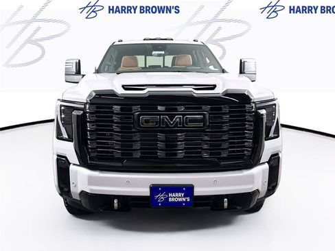 New 2026 GMC Sierra 3500 Denali Ultimate AWD/4WD image 29