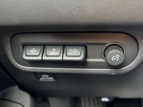 Used 2024 GMC Terrain Denali w/ Denali Premium Package AWD/4WD image 21