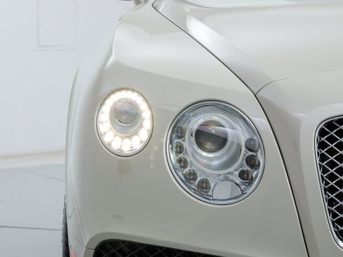 Used 2016 Bentley Continental GT AWD/4WD image 17