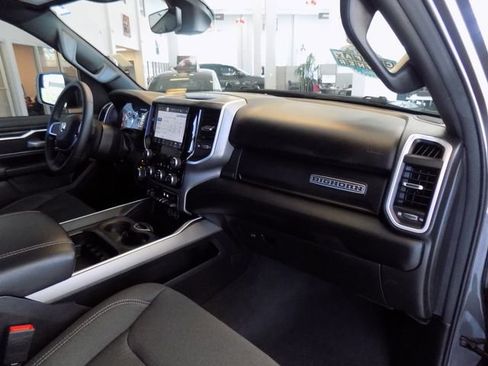 Used 2023 RAM 1500 Big Horn AWD/4WD image 25