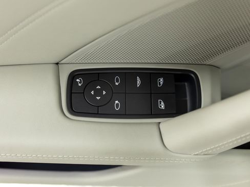 Used 2022 Porsche 911 Turbo S image 73