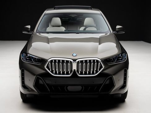 Used 2026 BMW X6 xDrive40i AWD/4WD image 6