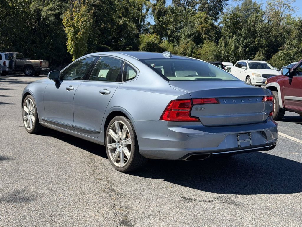 Used 2017 Volvo S90 T6 Inscription w/ Vision Package AWD/4WD image 3