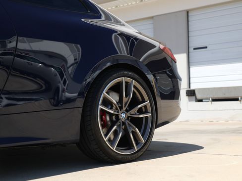 Used 2022 BMW M440i Coupe RWD image 37