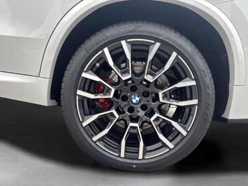 Used 2026 BMW X5 xDrive50e w/ M Sport Package image 8